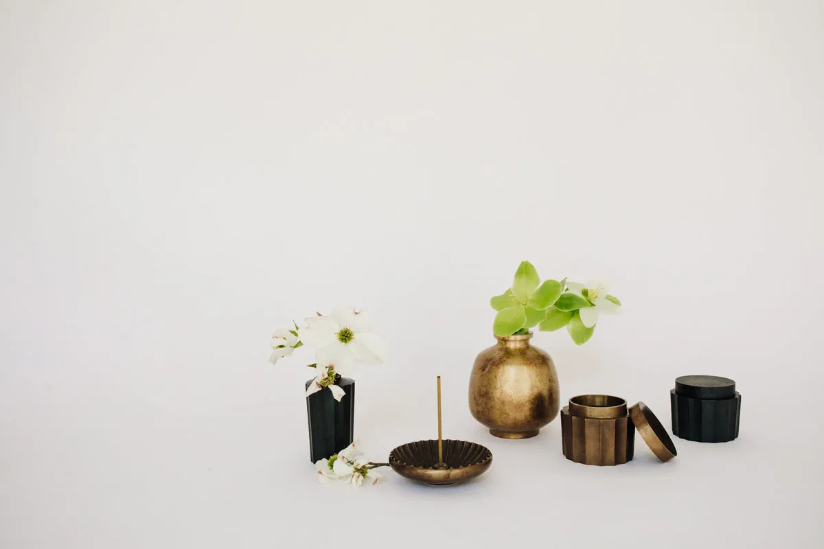 Hana Mitsubo - Golden Brown