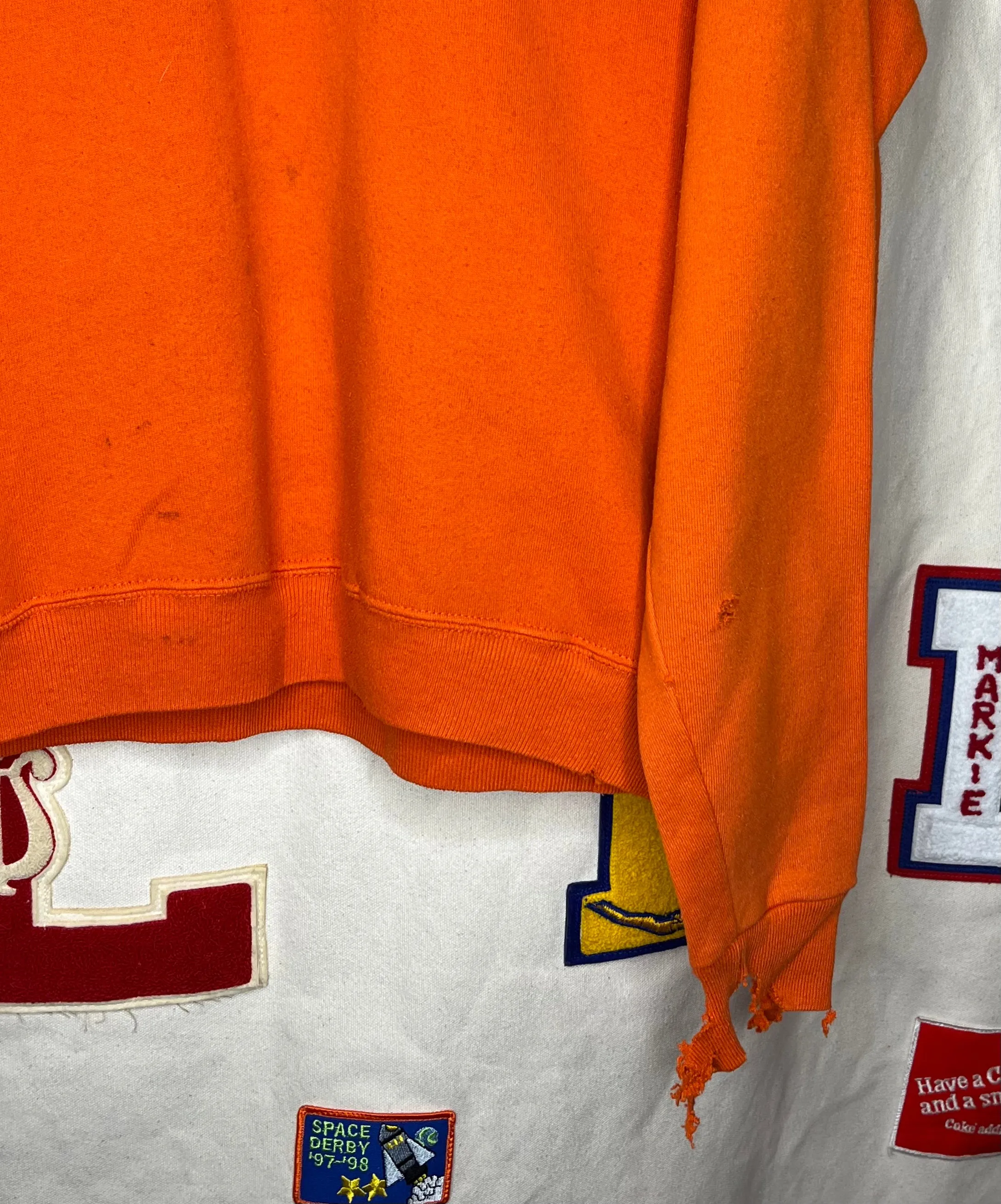 Illinois Fighting Illini Russell Athletic Thrashed Crewneck: L
