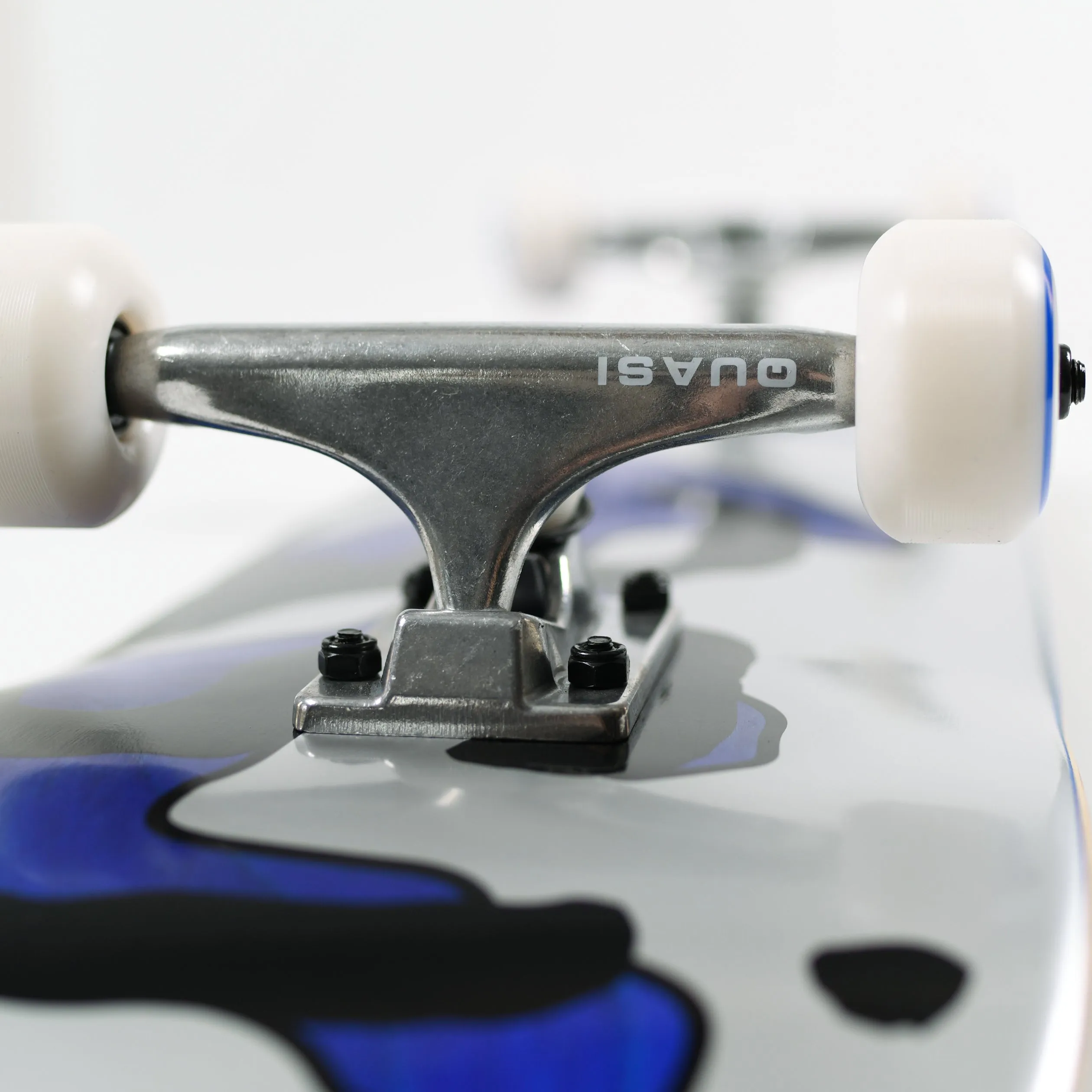 Lowercase Complete [7.75"] Skateboard