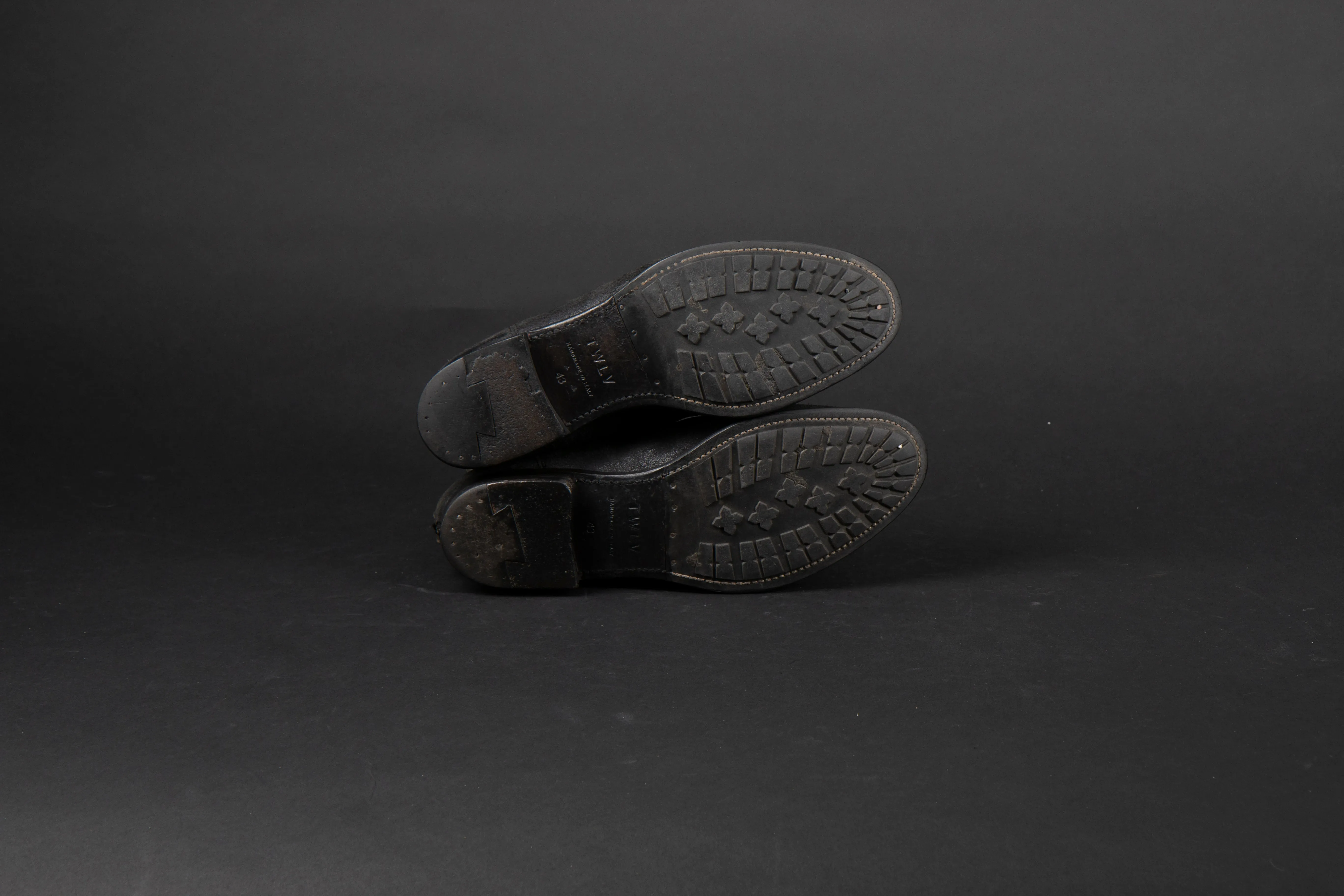 Re-used F, size 43