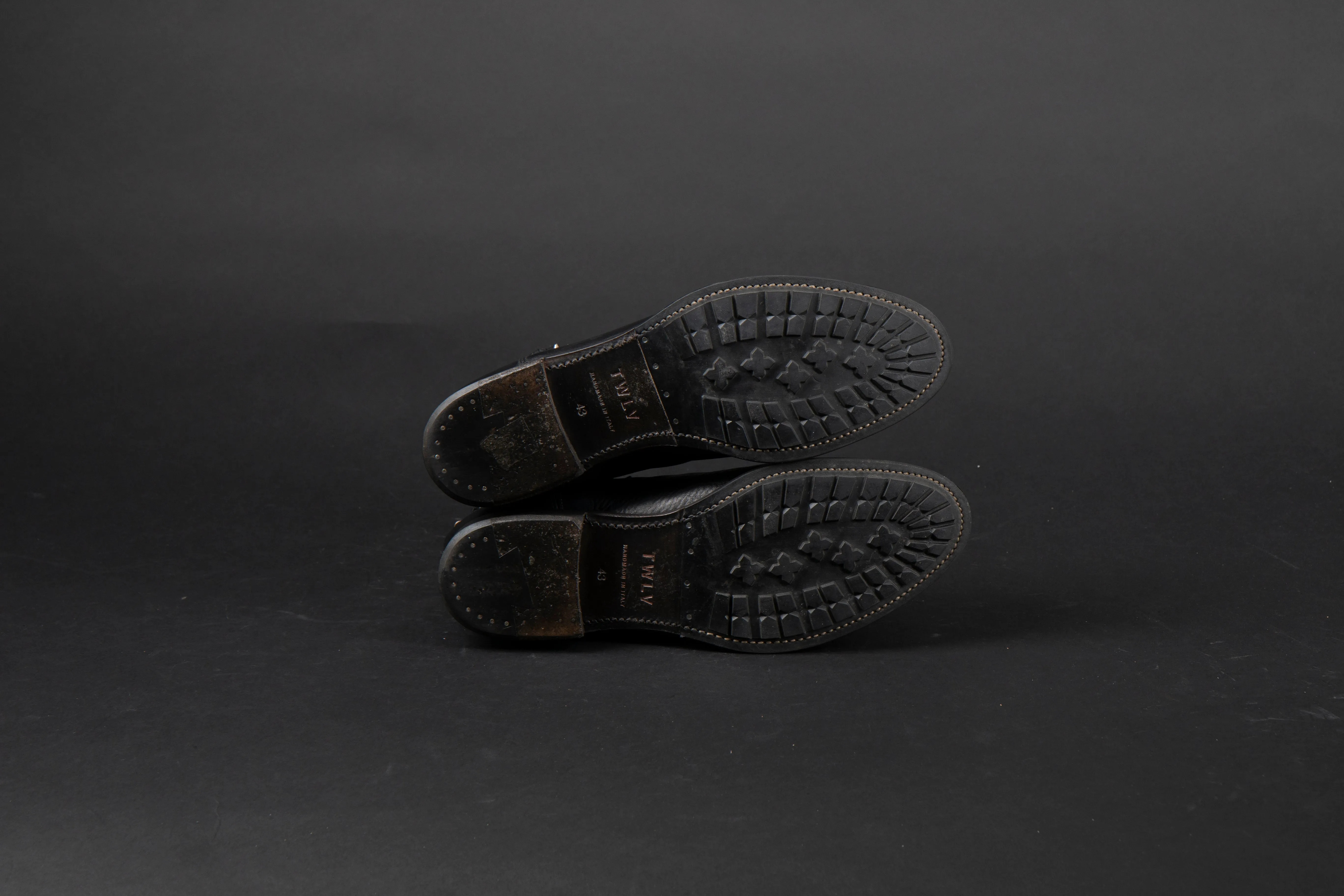 Re-used F, size 43