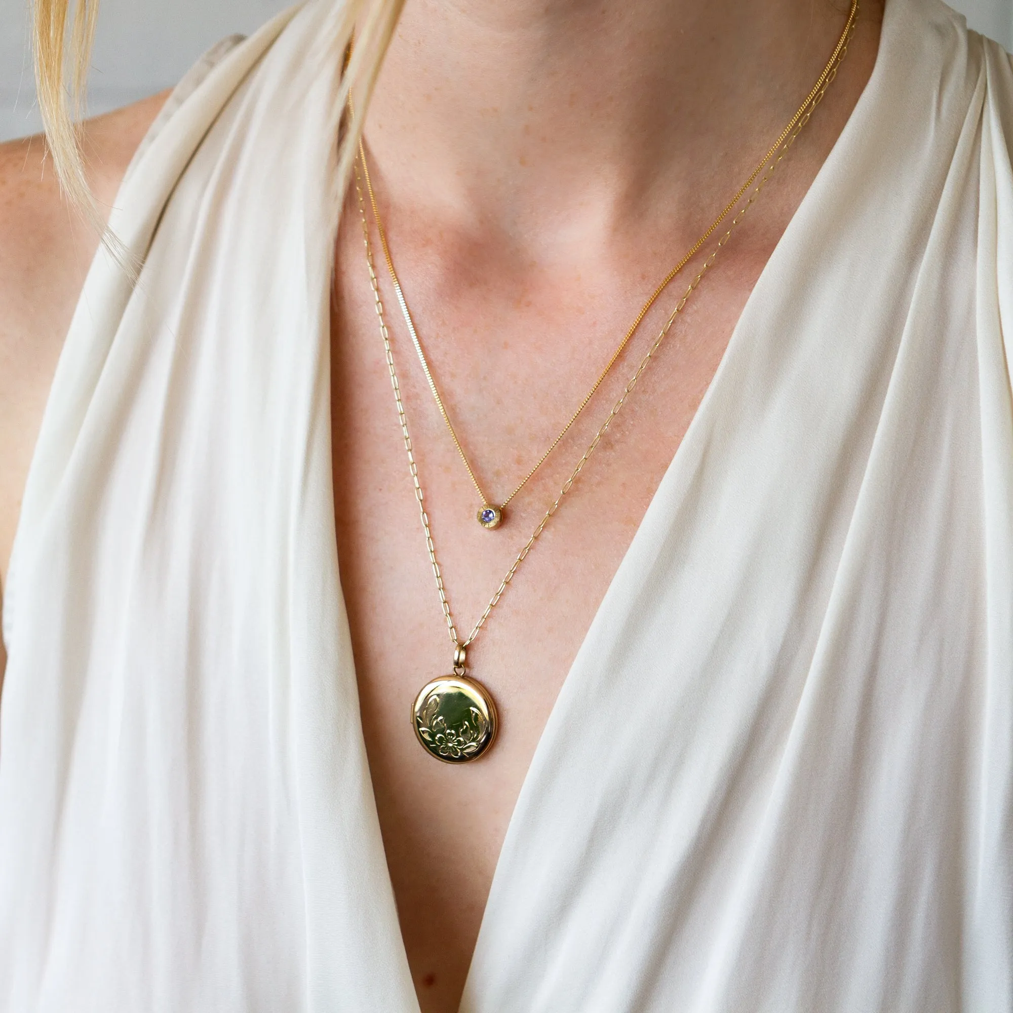 Small Aurora Birthstone Necklace - December - Tanzanite