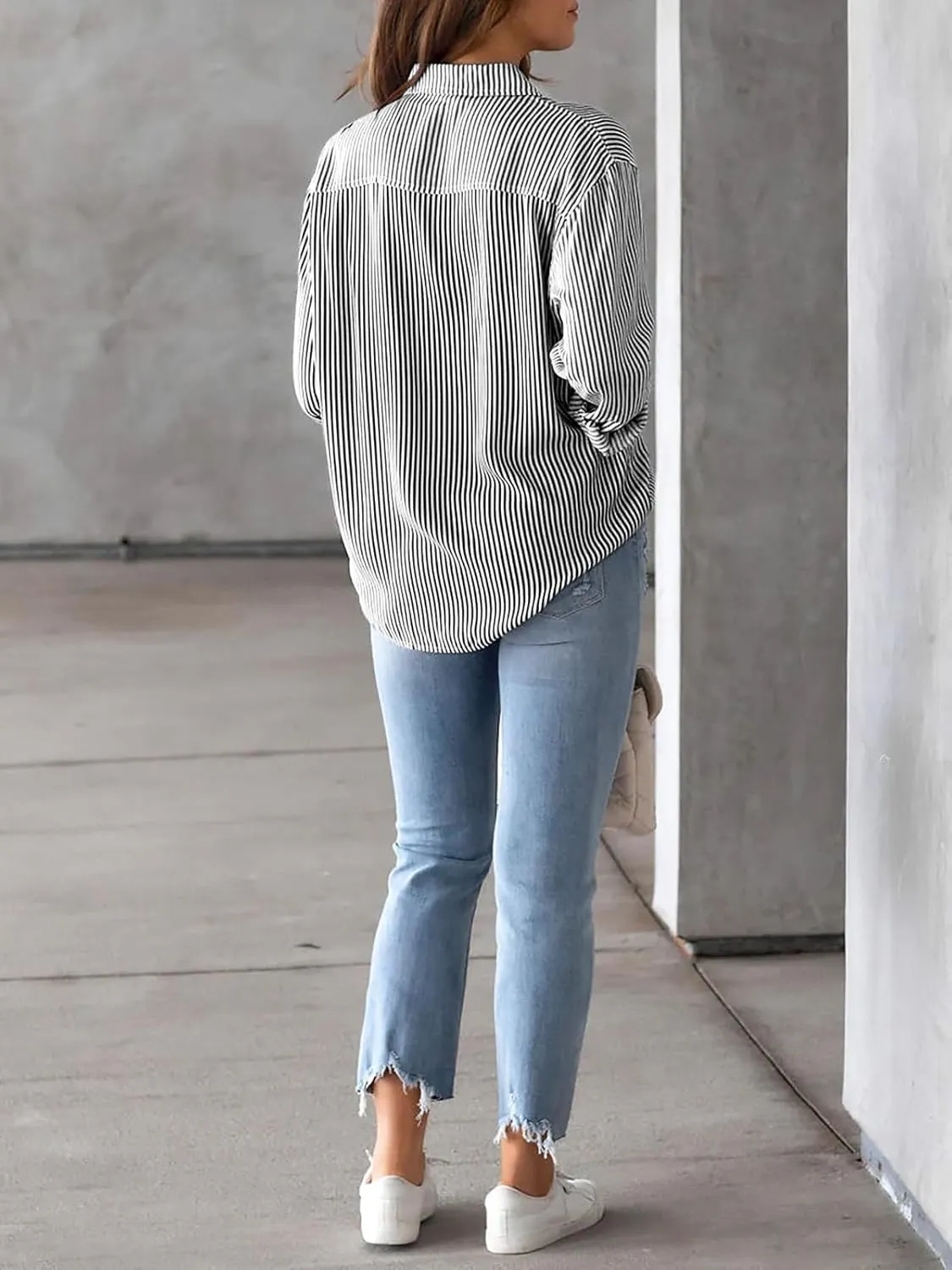 Women's Button Down Shirts Striped Long Sleeve Tops Classic Office Work Blouses with Pocket